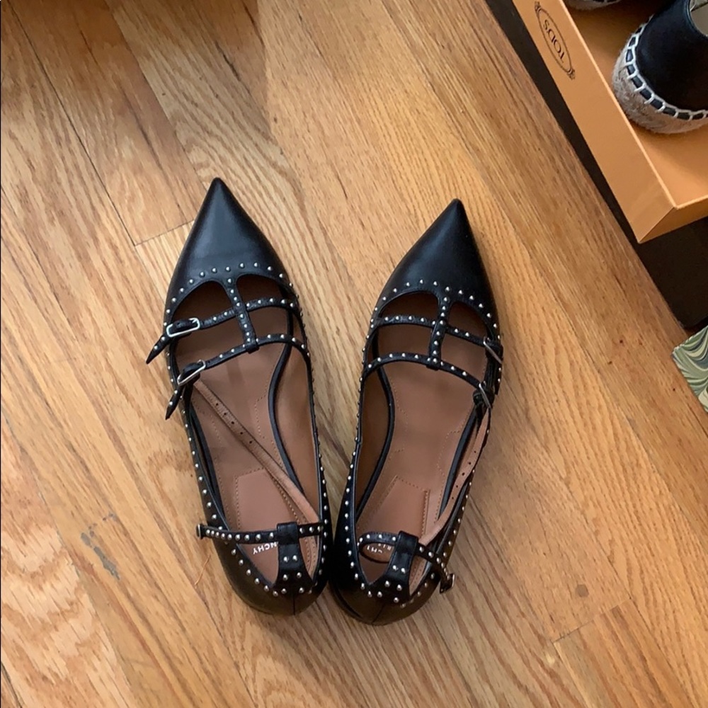 Givenchy Paris flats